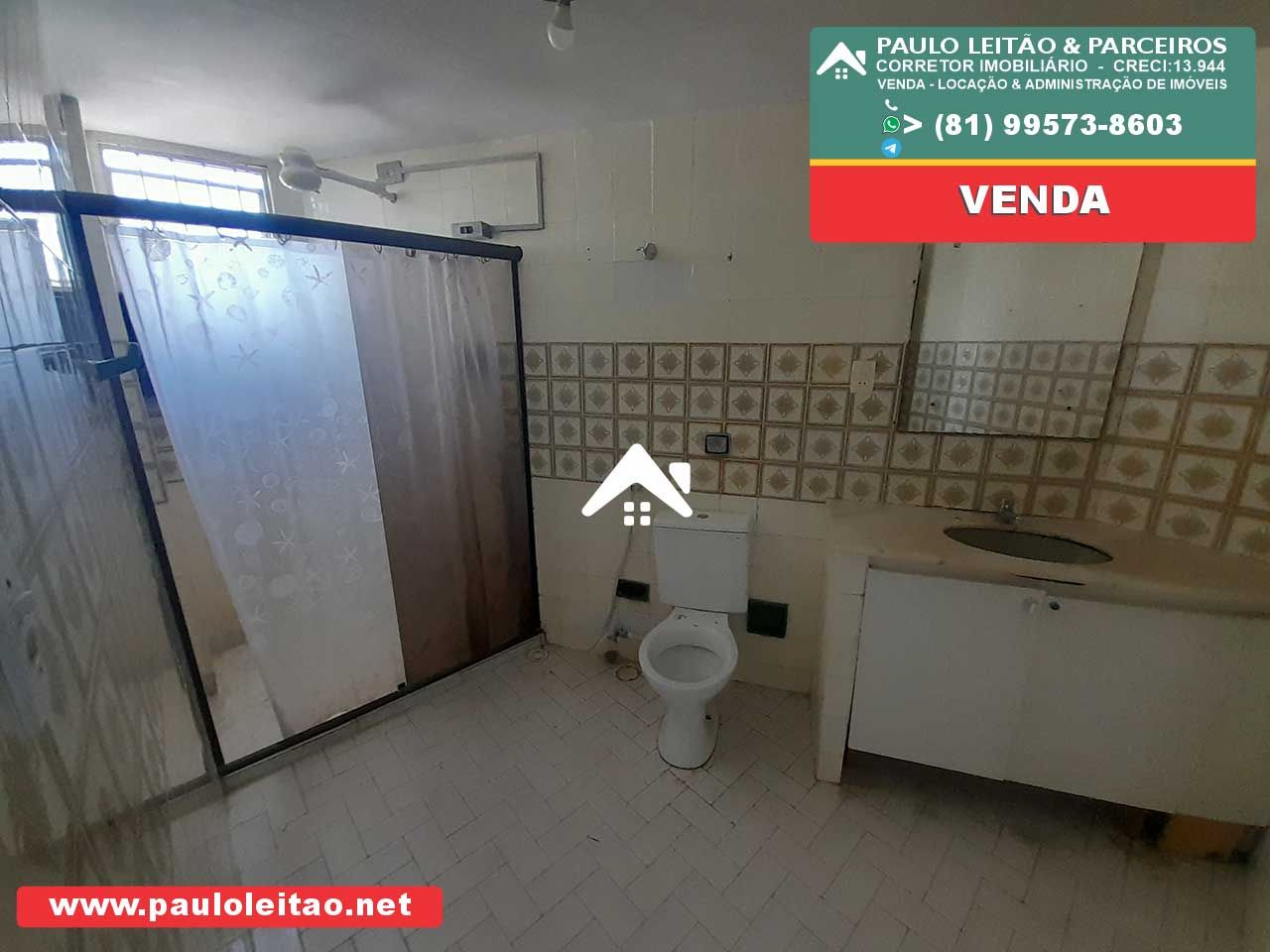 Candeias apartamento Av Bernardo. Vieira de Melo 3 quartos. Junto ao Atacadão