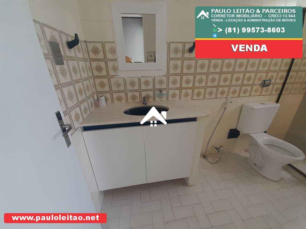 Candeias apartamento Av Bernardo. Vieira de Melo 3 quartos. Junto ao Atacadão