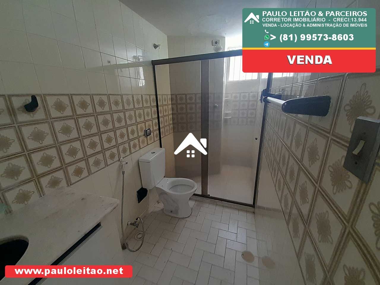Candeias apartamento Av Bernardo. Vieira de Melo 3 quartos. Junto ao Atacadão